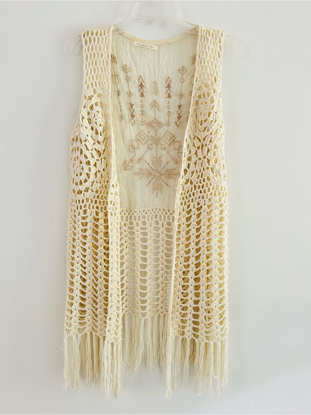 Anthropologie Do everything in Love Fringe Top One Size Beige Open Front Crochet